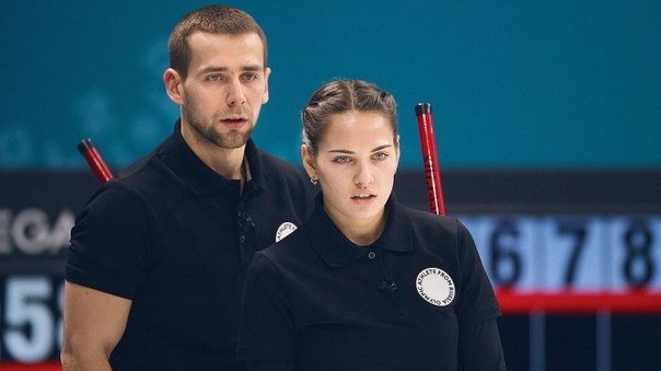 «Девушка Бонда»: ослепительная красота кёрлингистки из России поразила зрителей Олимпиады.. 