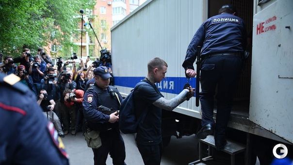  Кокорина и Мамаева отправили обратно в 